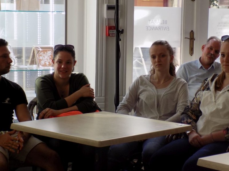 „Isten minket erre hívott el...