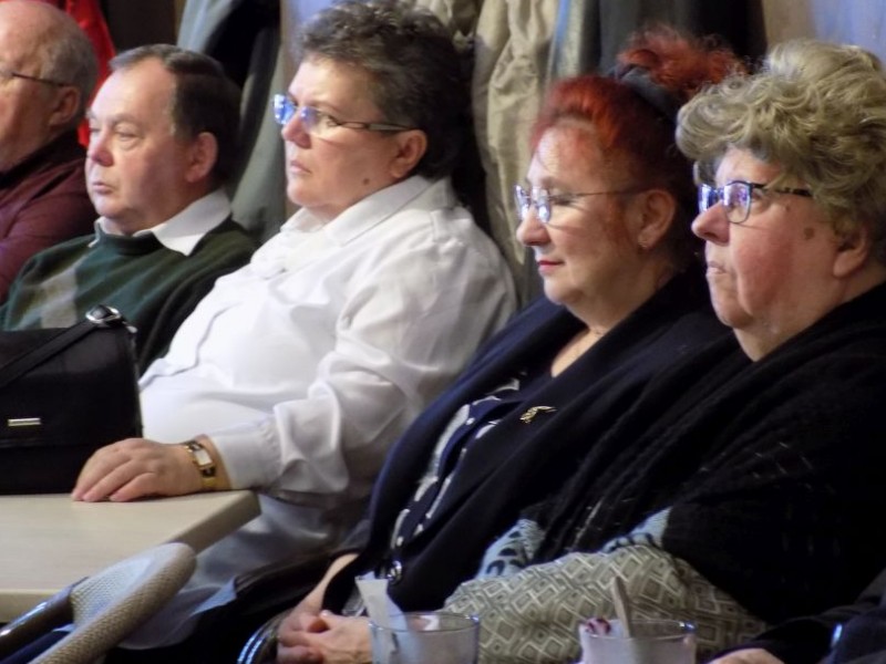 A szeretet a legjobb befektetés – Kávéházi beszélgetések