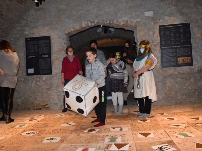 Farsang egyiptomi jelmezekben