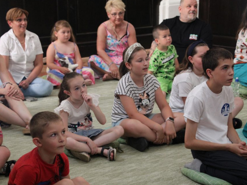 Játék az eperfa alatt