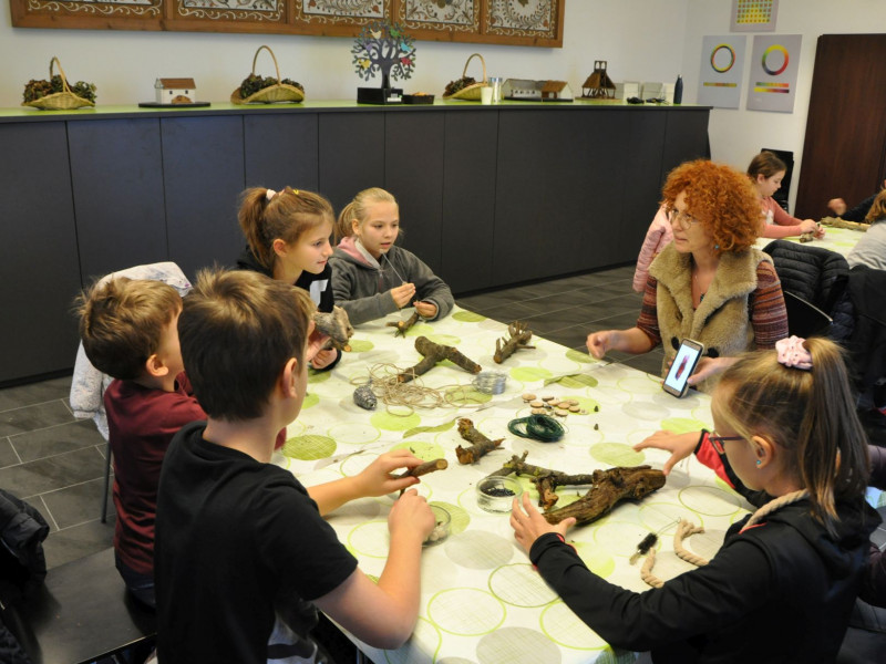 Kézműves alkotónap gyerekeknek