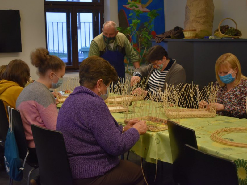 Kosárfonás Dávid Tamással