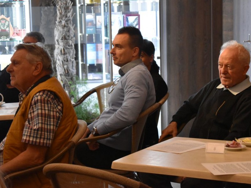 Kunfalvy Péter vívó, edző volt a vendég a Pannonia Reformata Múzeumban