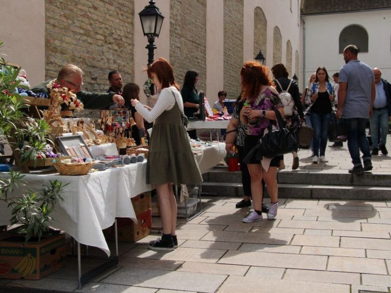 Majális a múzeumban