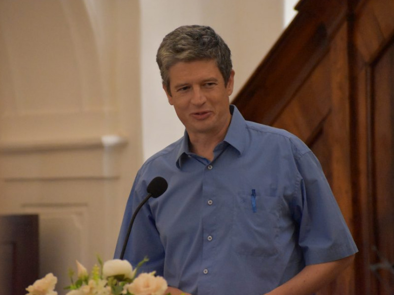 Molnár Lajos: Múltidézés című kiállításának megnyitója a Pannonia Reformata Múzeumban