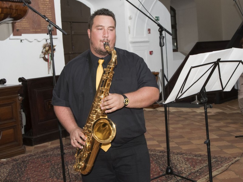 Parola Csaba szerzői est képekben