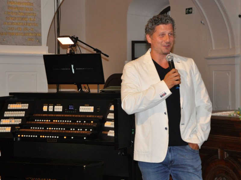 Rákász Gergely koncertje