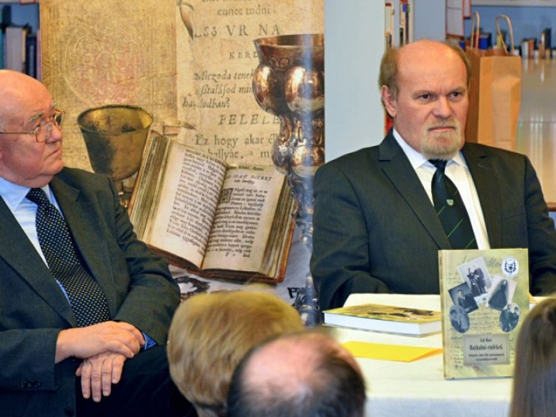 Váli Mari Hathalmi emlékek könyvbemutató