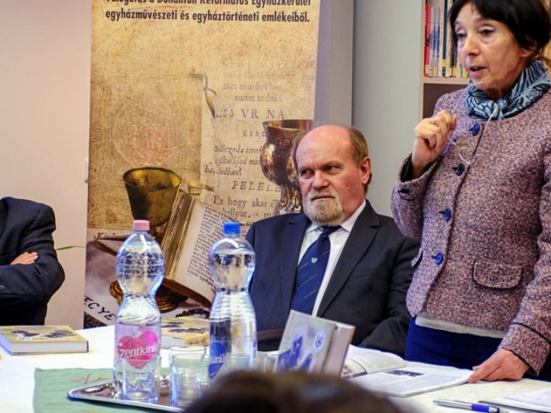 Váli Mari Hathalmi emlékek könyvbemutató